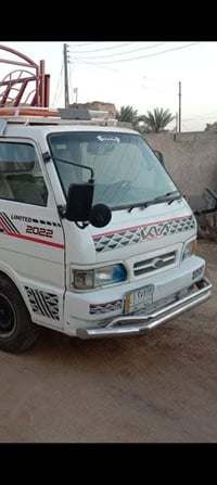 خوان هاي سيارة بسمي وريد داوره ولعده معلومات عنه خلي يراسني خاص ولا ما...