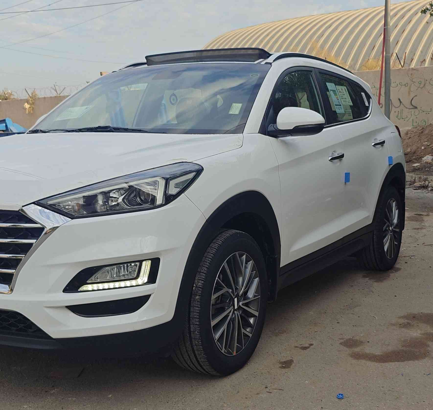 سلام عليكم
توكسان
موديل 2019
خليجي 
فول مواصفات
مكفوله 
المواصفات
بصمه 
بصمه ابواب 
مكينه 2000 دوش 
شاشه جبيره 
كشنات جلد بقلاوه 
كشن كهرباء 
كامره دواره 
اشاير ترحيب 
اشاير ب المري 
مري شفط  
سقف بانورامه
5 ويل كاب
اوتو هولد
حساس امامي 
حساس خلفي 
ثلاجة جكمجة
مانع انزلاق 
هند بريك رجل
تحكمات مقود جهتين
تبريد قطعتين
دخول بصمة ذكي
ماشيه 52
كير مكينه حداديه وتخم تاير بجيس
سياره جاهزه كل نقص مابيها 
رقم بغداد مشروع وطني 
الرقم الانكليزي 
مكاني بغداد
تواصل معه رقم***********
