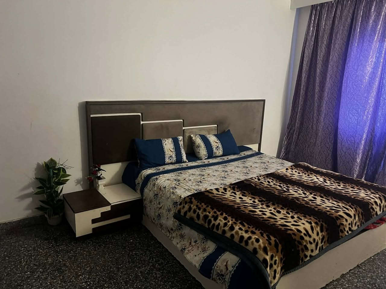 غرفة نوم تركي درجة اولى للبيع                    للاستفسار ***********
