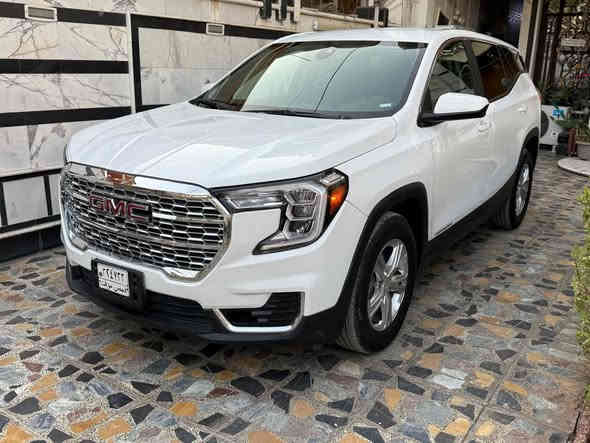 السلام عليكم جمسي تيران للبيع 
السيارة بدون رقم منفيس بسمي 
موديل 2024
الون ابيض
ماشيه 7000miقابل الزيادة
مواصفات عاديه
صورالحادث بل منشور تبديل بنيد فقط 
بارد بالجاملغات ايرباك دركه فقط 
السعر 173$ وبيه مجال
مكاني الامين الثانيه

رقمي الاستفسار ***********
