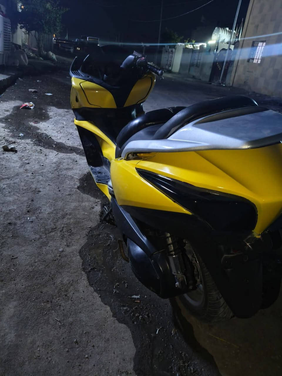 سلام عليكم شلونك شباب سلفر ونج جيتي 400 دراجه مكفوله ضفيره بلادي ومكينه بلادي بس صبغ كفرات صبغ جماليه ودراجه خير من الله ناعمه وحلوه بس صوت كلج امامي فقططط ودراجه خير من الله مراوس بس بي سي اكس او لد وشمعه فقط مكاني حيور سبع اقصور واي ستفسار وتساب او اتصل عل رقم ما متواجد بل فيس*********** وما اخلي سعر من جماعت النفوس الضعيفه
