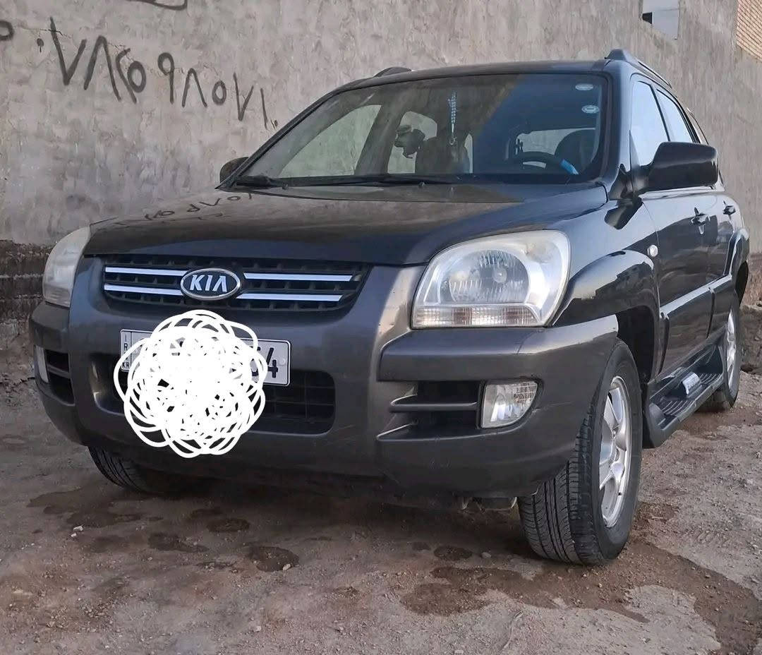 سلام عليكم
 سبورتج كير عادي وراد كوري دواخل اسود موديل ٢٠٠٧ كفالة عامة عامة جاهزة من كلشي تخم تاير جديد تبريد ثلج رقم دهوك باسم كردي ماشية ١٦٤ الف محرك ٢٠٠٠ مكان السيارة السماوة السعر دفتر وبيهة مجال بسيط كلش


**إذا كنت صاحب هذا الإعلان وتريد حذفه لأي سبب، رجاءا أرسل رسالة إلى الدعم الفني**