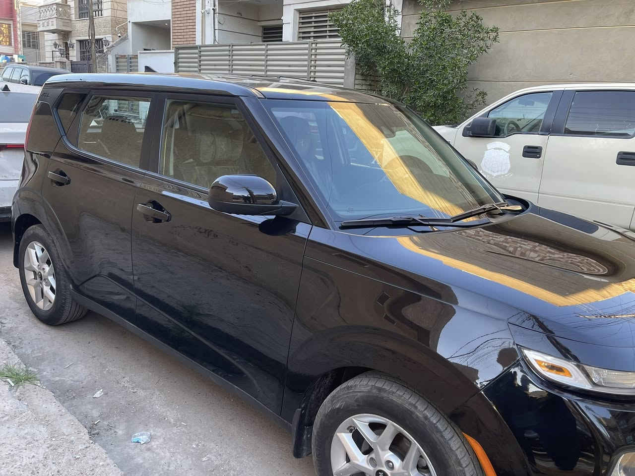 السلام عليكم عندي كيا صول موديل 2020 للبيع
السيارة لون اسود وارد امريكي رقم بغداد
ماشية (56 ) الف كيلو
وليس ميل حادثهة جدا بسيط فقط دعامية امامية ومبدلة الدعامية طاك ايرباك استيرن فقط السيارة كلهة ليبل واحد ماكو اي قطعة تبديل او صبغ وموجودة صور الحادث بالمنشور
نوع السيارة S معروفة مواصفاتهة
مواصفات السيارة
1- (محرك 2000 دوش )
2- شاشة كبيرة
3- كامرة خلفية دوارة
4- حساس توقف ذاتي امامي وخلفي
5- حساسة نقطة عمياء
6- كروز سرعة
7- تحكم ستيرن
السيارة مغلفة الارضية جلد تبريد ثلج مابيهة اي نقص تايريات باتري دسكات
السيارة سعرهة 127 يعني دفتر وسبعة وعشرين ورقة وبيهة مجال اكيد للشراي
السيارة موجودة بغداد / البلديات اي استفسر على اي شي ثاني متواجد واتس اب ***********
