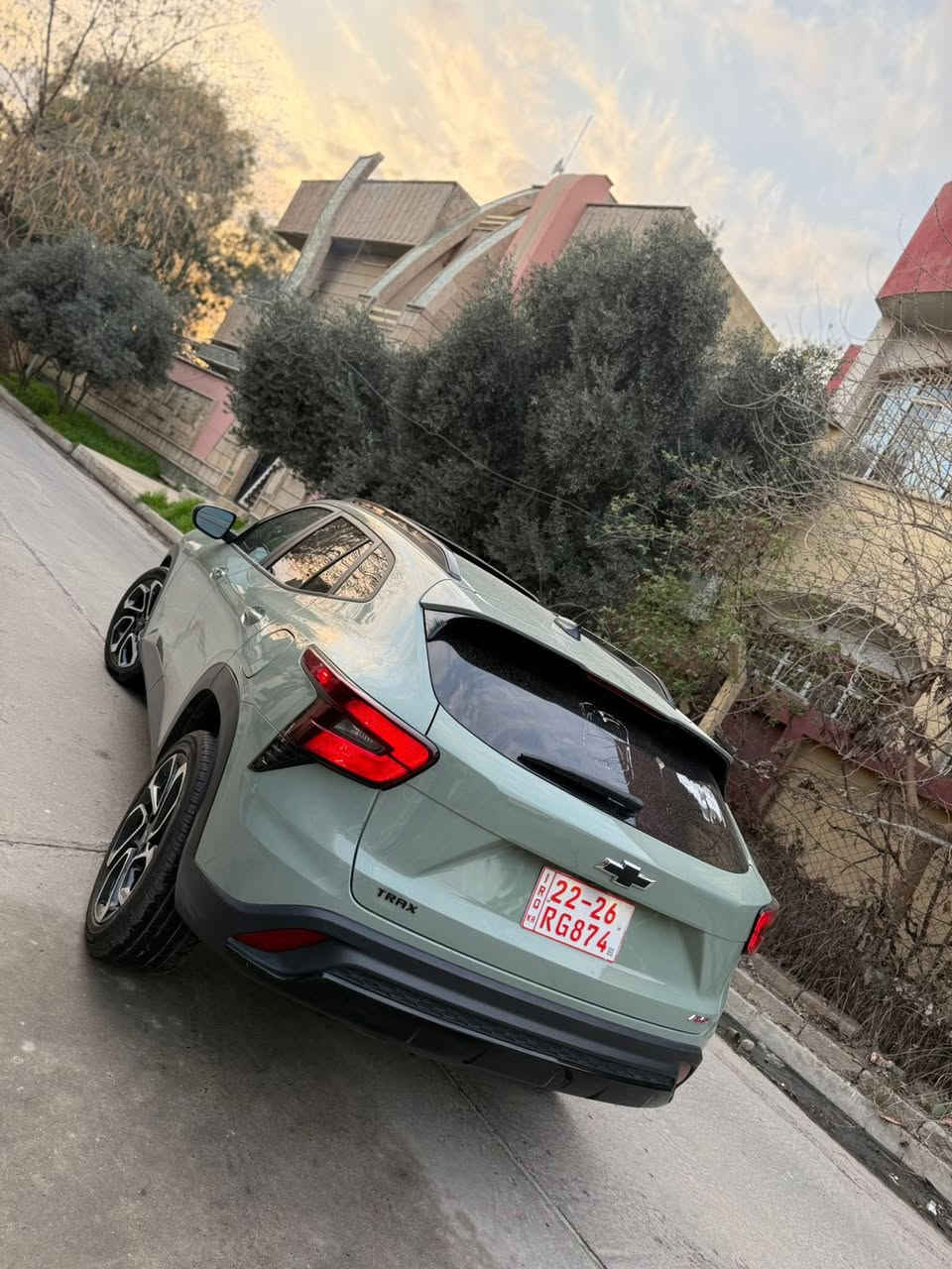 سلام عليكم شوفرليت تراكس دخول جديد
وترقيم جديد موديل 24 بدون صبغ بدون ايرباك ماشيه 33 الف فىه 2RS
فول مواصفات 
لون مميز
بصمه 
تشغيل عن بعد
شاحن وايرليس
تحديدمسار
رادارامامي 
ويل حجم 19 فراشه الاصدارالجديد
كشنات جلد
ناقل الحركه AT عددالنمر6 
شاشه داعم كاربلي
السعرالمطلوب 170 علمآ انا السياره بوضع الوكاله مابيها اي نقص دشبول صفرمسج 
للستفساراكثر***********
مكاني بغدادشارع 14 رمضان وشكرا
