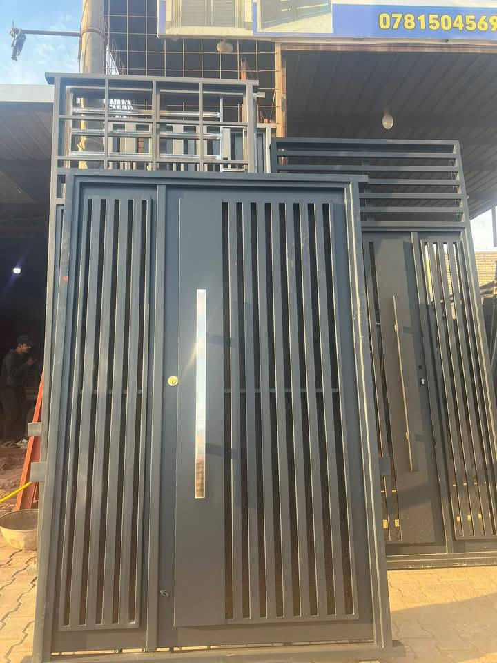 باب بيتك قديم يمي انطيك باب جديد حسب ذوقك وأخذ القديم حسب الاتفاق للتواصل ***********واتساب
