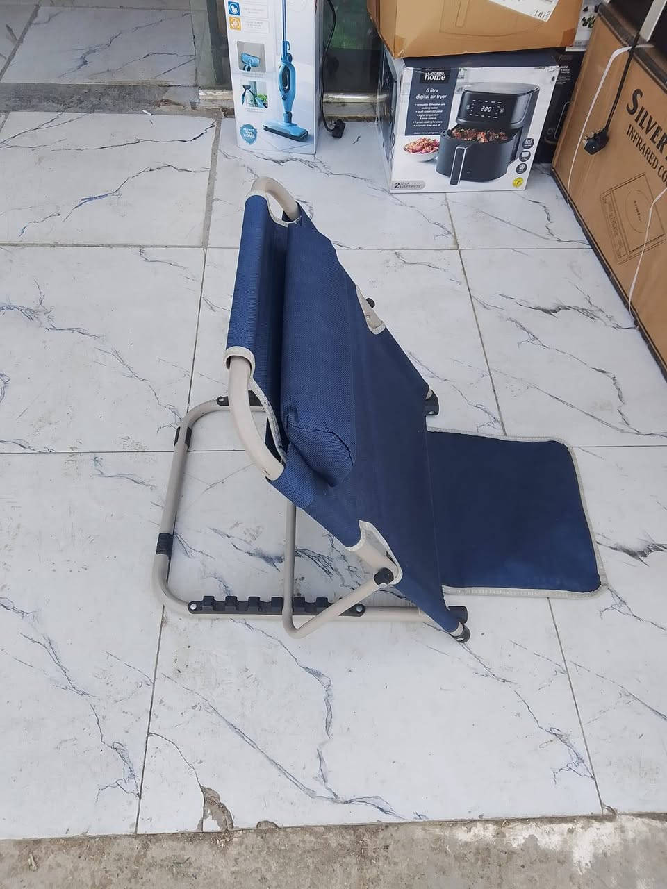 بلاش البلاش اغراض امزون باسعار جدا مناسبة الاستفسار عن الغراض على الرقم ***********  وات ساب متوفر
