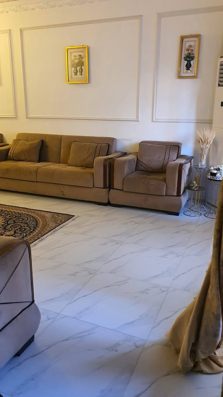 بيت للرهن المساحه ١٨١  غرفتين نوم استقبال صاله مطبخ سعر الرهن ٤٠ حي العامل قرب شارع المسطوصف سنتين قابل للتجديد ***********
