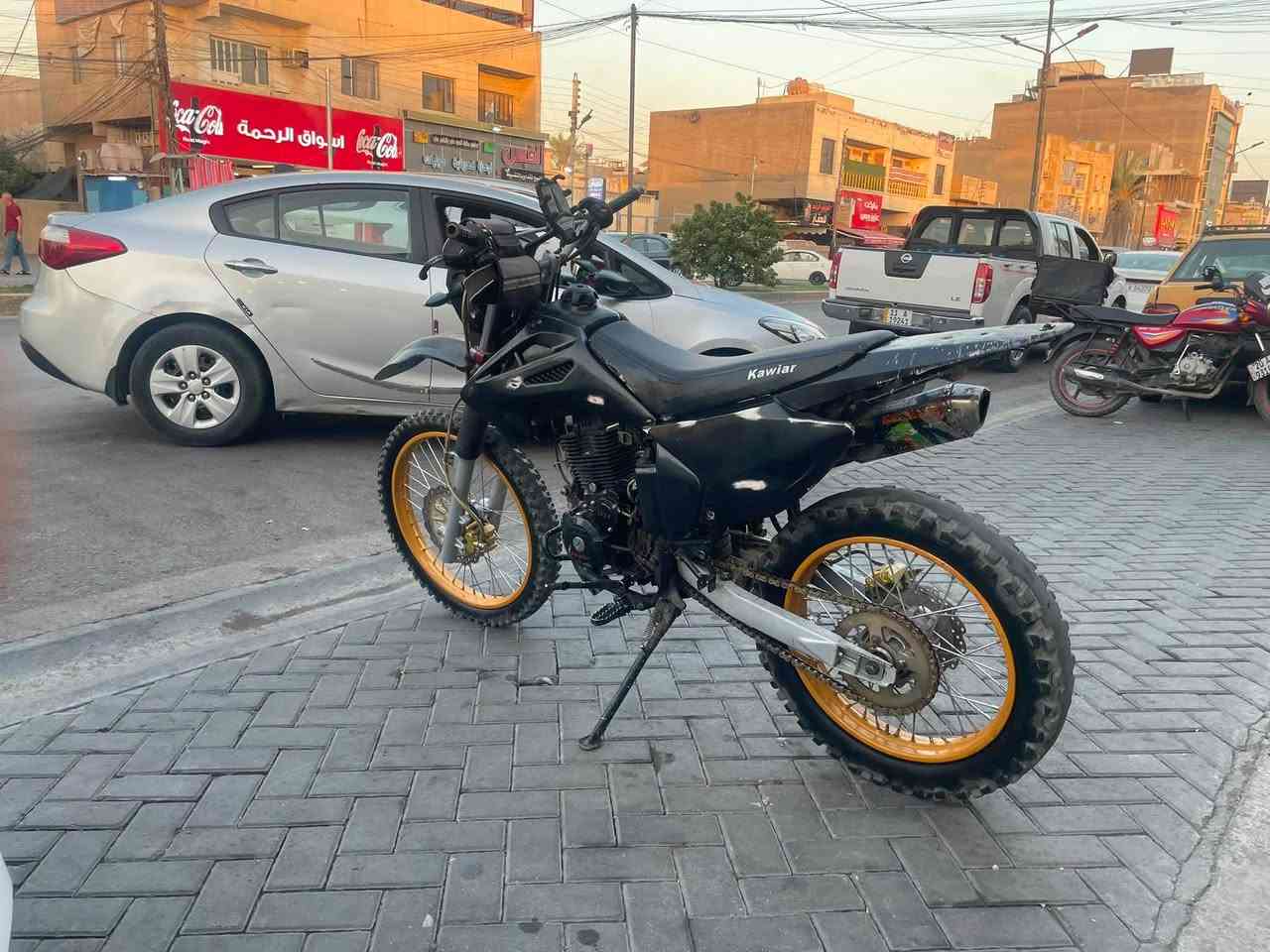 السلام عليكم قفاز كاويار 250- 2024 الدراجه نضيفه كلش عليهه كلج جديد قوي. لد متغير ثلجي + اصفر عقل رياضي تحكم برمجه دراجه رايدهه 750 وبيه مجال بسيط وماكو هيج أسعار بل سوك ابد بس محتاج فلوس مكاني عامريه + بياع 
***********
