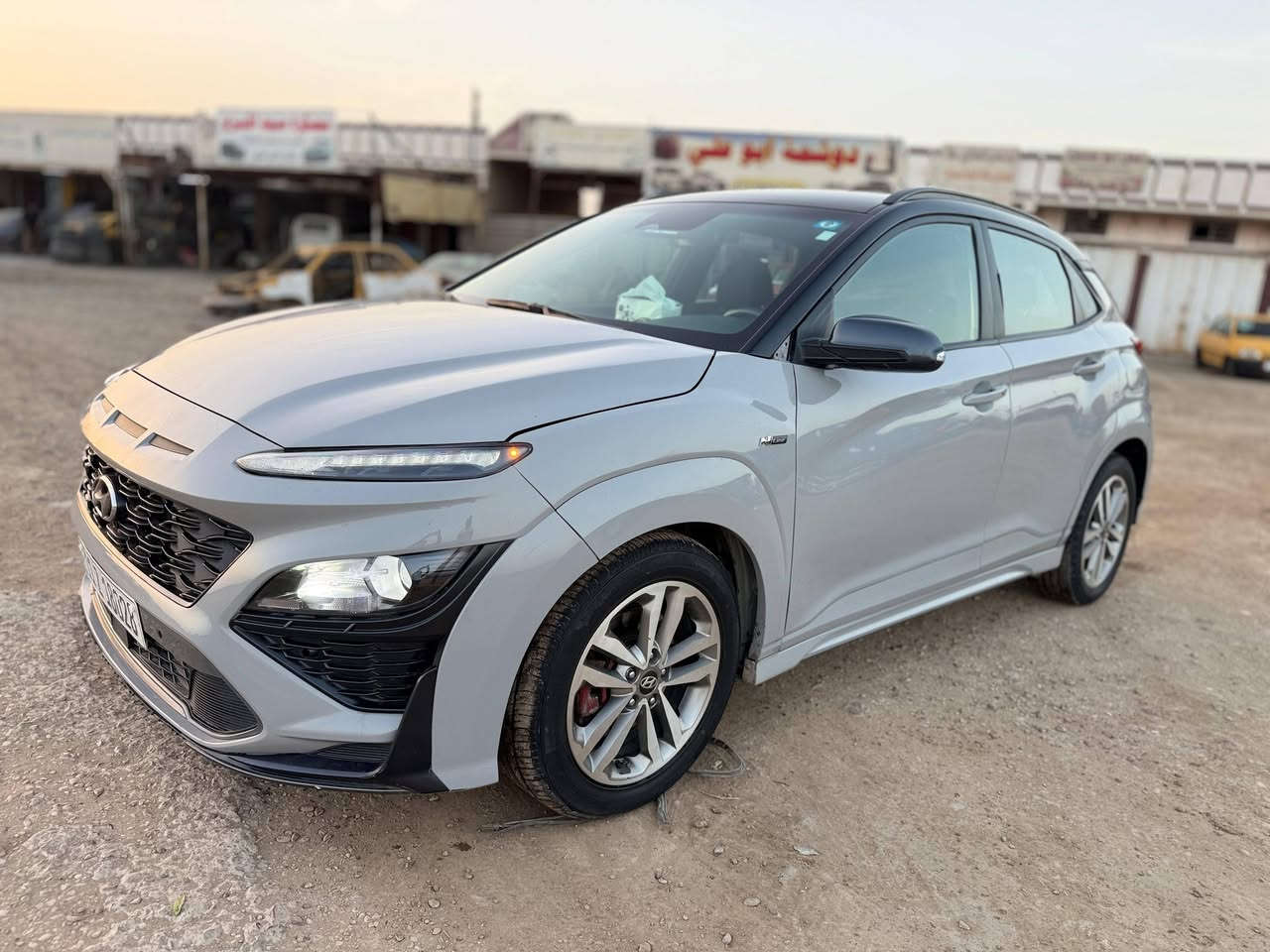 سلام عليكم كونا ان لاين موديل 2022 بصمه تشغيل اشاير مري 
رادار أمامي 
رادار خلفي 
تشغيل عن بعد 
٣ وضعيات قيادة 
محرك تيربو 
اكزوز 
مواصفات ان لاين معروفه بشكل 
مكاني بغداد جسر ديالى جديد
ستفسار ***********
***********
