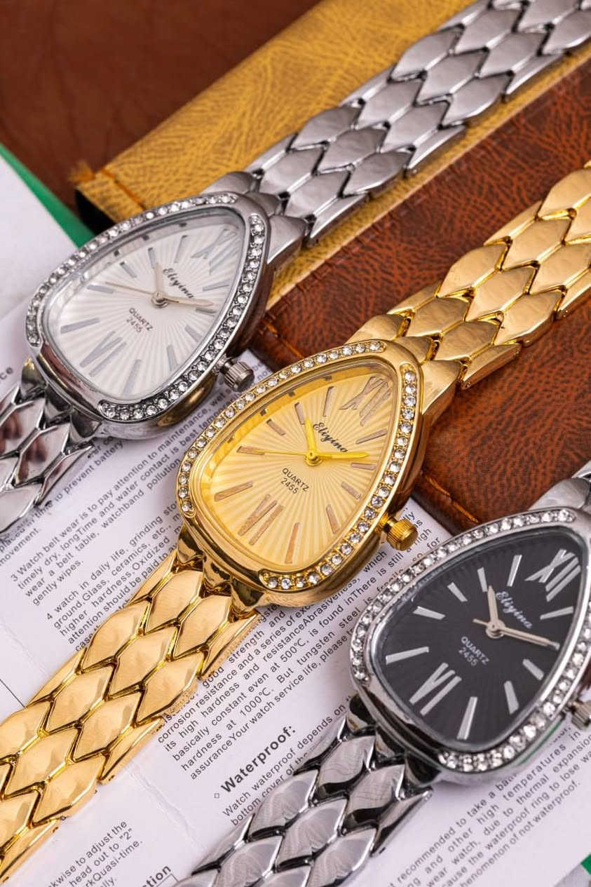 -بلغري نسائي😍

-وزن الساعه: 59 غرام👌

-قطر الساعه: 22.5 ملم🤝

-نوع السير : حديد🫡

-ضد الماء 💦

- سعر القطعة 15 الف والتوصيل مجاني 🚚

-ضمان الفحص أمام المندوب 💯

للحجز واتساب *********** 📞
