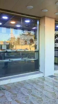 حلويات ومعجنات • حسوني • هيت حي العمال