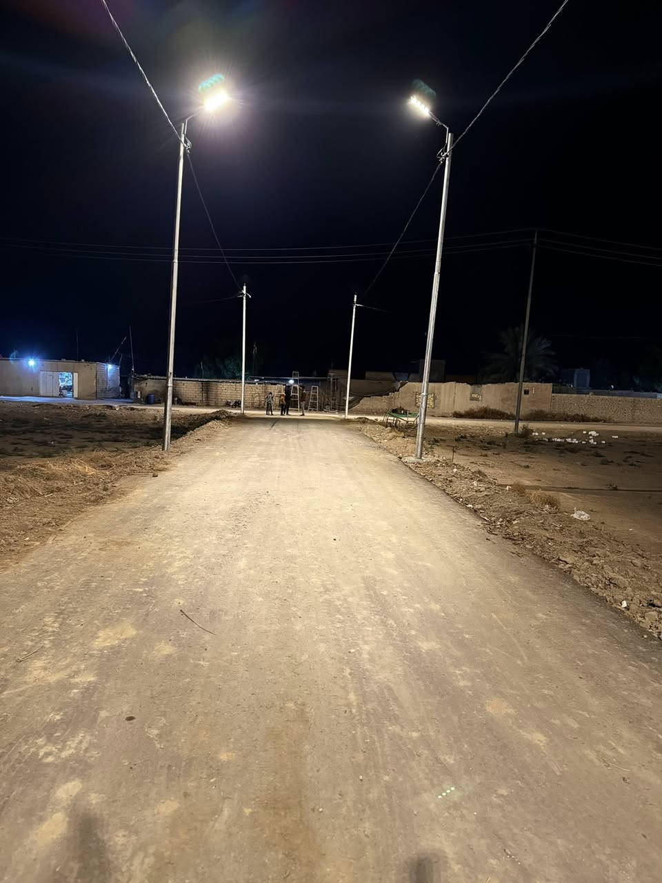 سلام عليكم دوانم البيع طريق حله ديوانية هوئ شام ////***********
