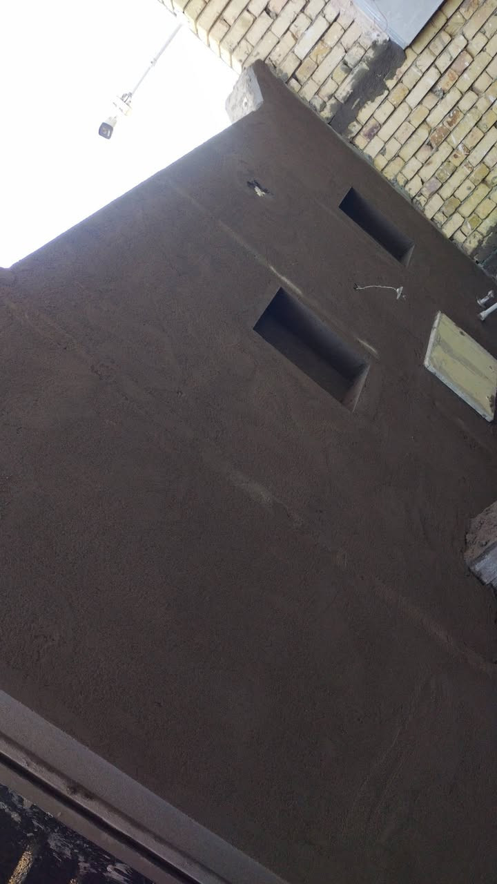 خلفه لبخ وجص هاذه شغلي المتر 4000الف واذا يوميه 70 قفل مابيه مجال😂😂 تصال ***********
