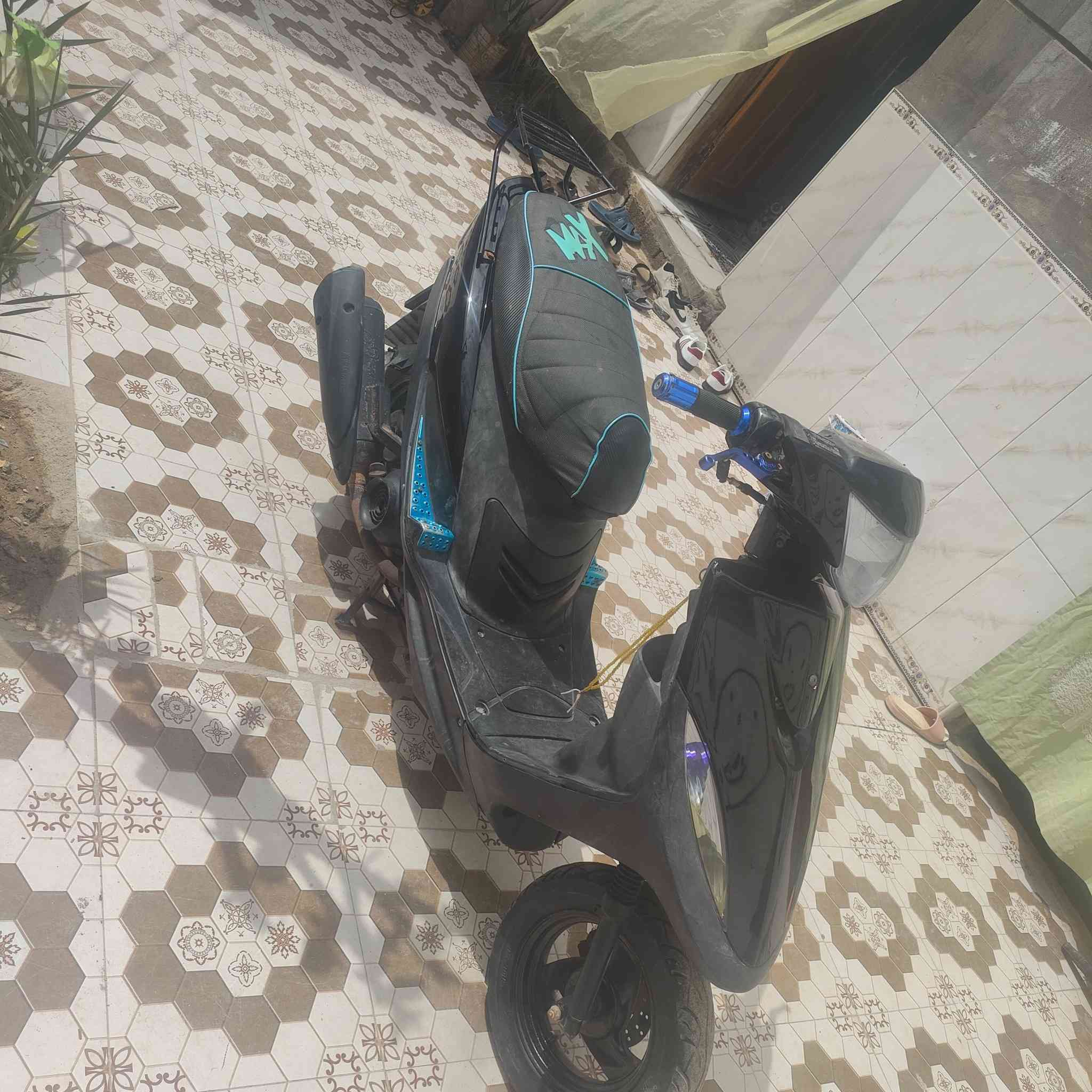 سلام عليكم شباب دراجه ماكس عدله دراجه حلوا أو كامله مكينه ناعمة وحلوا تسمع بس صوت كزوز كامله مكمله دراجه نضيفه كفرات اي زلغ مابيهنن او اسعارهن بلفيس معروف لاسوي روحك غشيم مكينه فقط مفتوحه مرا وحده خرسه سعر خاص مكاني قضاء المدينه ***********
