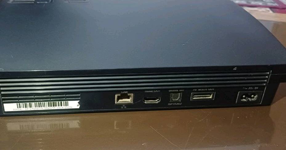 بلي 3 سلم مهكر ونظيف 
للتواصل مراسلتي على واتساب