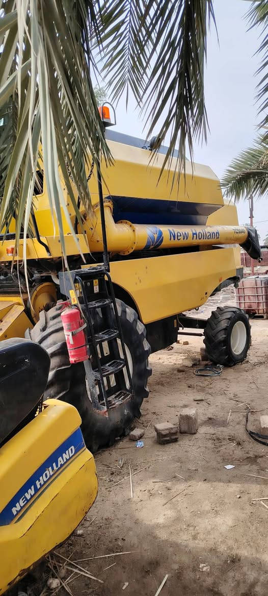 حاصوده للبيع موديل 14 حره رقم سليمانيه عاده 2300 حاصوده  كفاله عامه تخم تاير شركه محركه مامفتوح حجم 5040 قايش حاصوده  كفاله عامه من طگ ولحيم العنوان حله ***********
