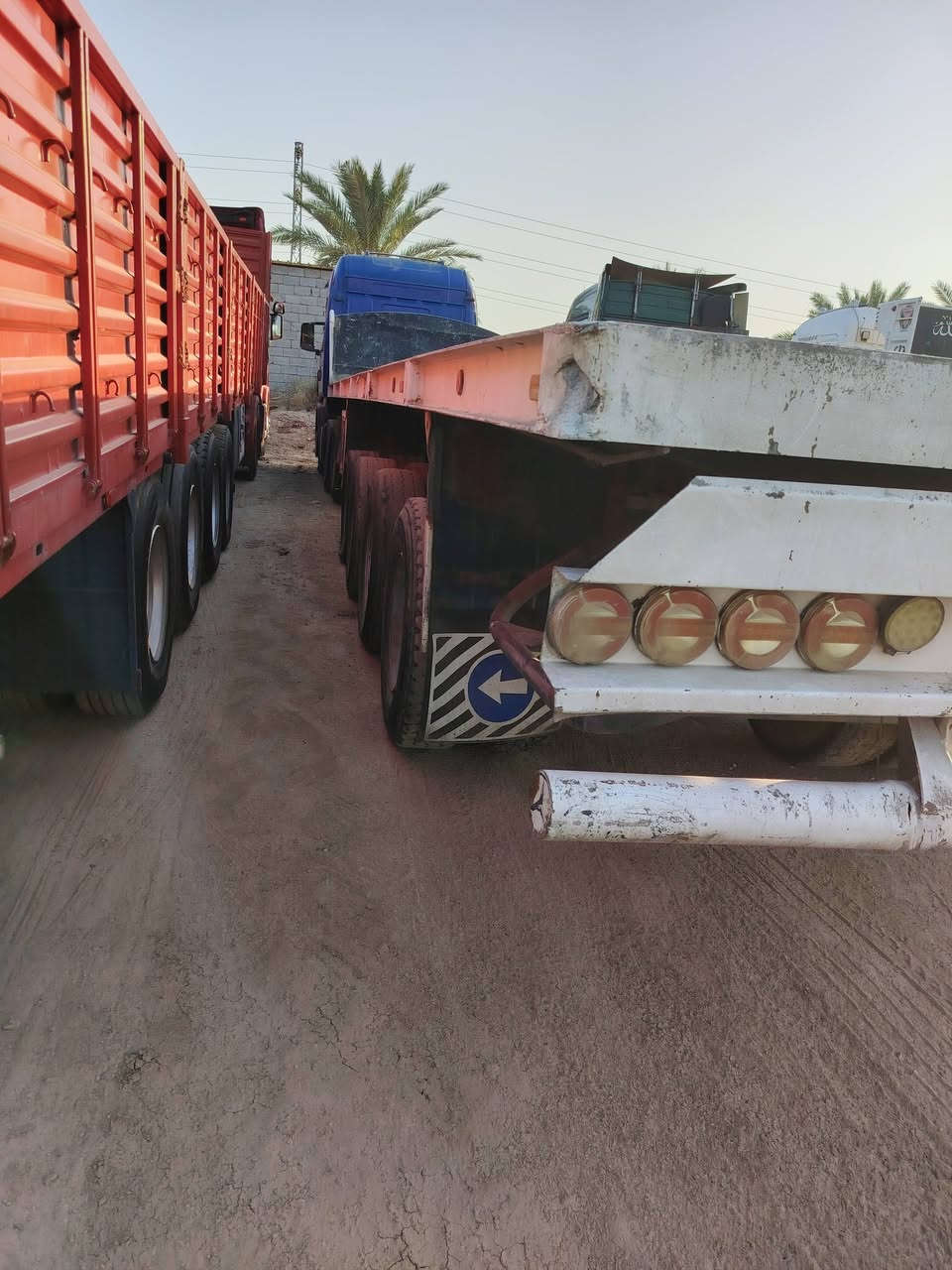 عربانه حداديه للبيع
طول 12.50
 مكفوله فطر و كسر
تايرات نص عمر
مكان بابل جبله ***********
السعر 75
