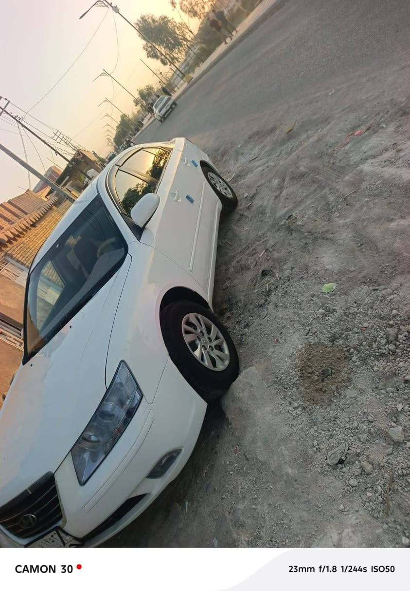 السلام عليكم
سوناتا خليجي صبغ عام موديل 2009 رقم بصره تحويل مباشر سنويه لل 28 
جاهزه مكينه وگير 2000 دووش جديده حداديه تخم تاير تبريد كهربائيات كلها شغاله السياره جاهزه من كلشي
السعر ب 78
رقمي ***********
