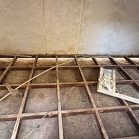 هاذ البيع كرفان قيم سعره وخذه 07719775558تصل  الستفسار