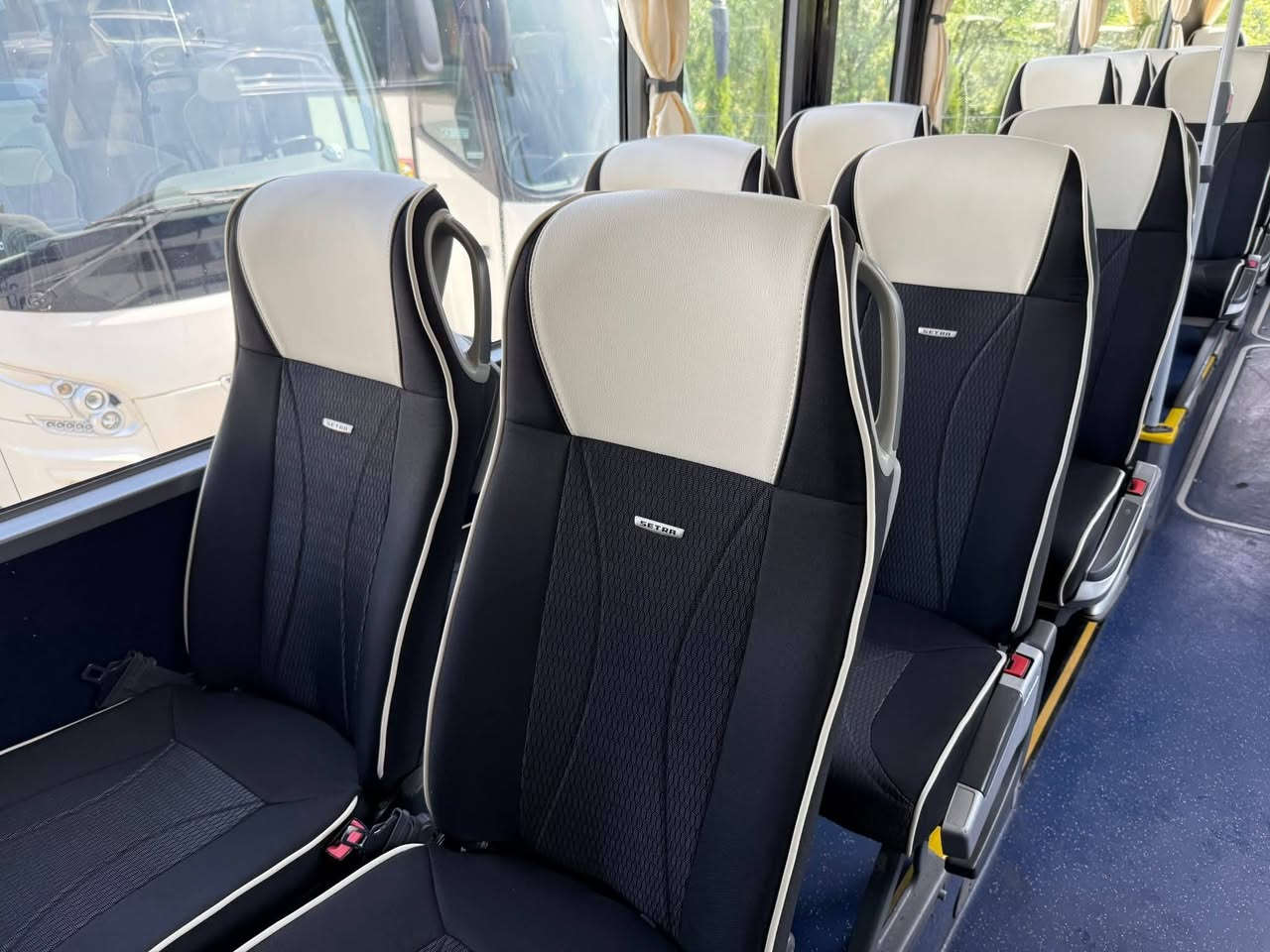 ​اللهم صل على محمد وآل محمد ✨
بمناسبة عيد الفطر المبارك، "دوشمة الفخامة" في النجف الأشرف تدلل أصحاب الباصات! 🚌💎
​كلنا نعرف الباص هو "بيتكم الثاني"، وبعيد الفطر لازم يكون بأبهى صورة. لذلك سوينا الكم عرض "الباقة الكاملة" بسعر ما يتفوت!
​✅ العرض يشمل:
🔹 تلبيسة كشنات (درجة أولى) 🧵
🔹 سفاري سيراميك 🎞️
🔹 بردات فخمة 🚩
🔹 بوري (تجهيز كامل) 🎺
​💰 السعر المفاجأة: مليون و200 ألف دينار فقط!
⏳ ملاحظة: العرض ساري لغاية آخر يوم من أيام العيد.
​📍 الموقع: النجف الأشرف
📞 للحجز والاستفسار:
*********** | ***********
​#دوشمة_الفخامة #النجف_الأشرف #أصحاب_الباصات #عيد_الفطر #عروض_العيد #تجهيز_باصات #تلبيسة_كراسي #سواق_العراق #تعديل_باصات #النجف #العراق #باصات_العراق #دوشمة #سفاري_سيراميك #أناقة_الباص
