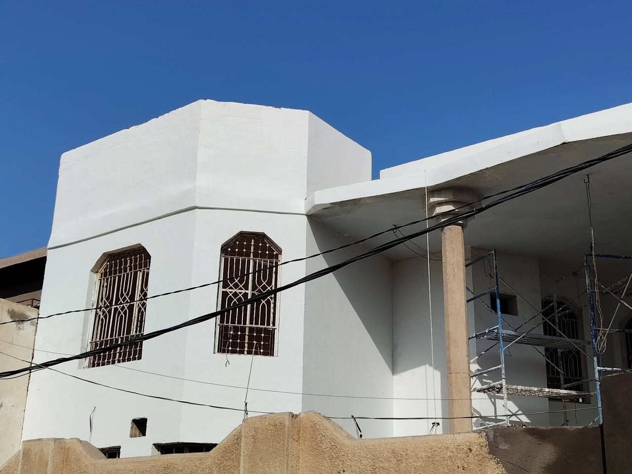 سلام عليكم ورحمة الله وبركاته :
صباغ متفرغ داخل السماوه اقضيه ونواحي 
للاتصال ***********
