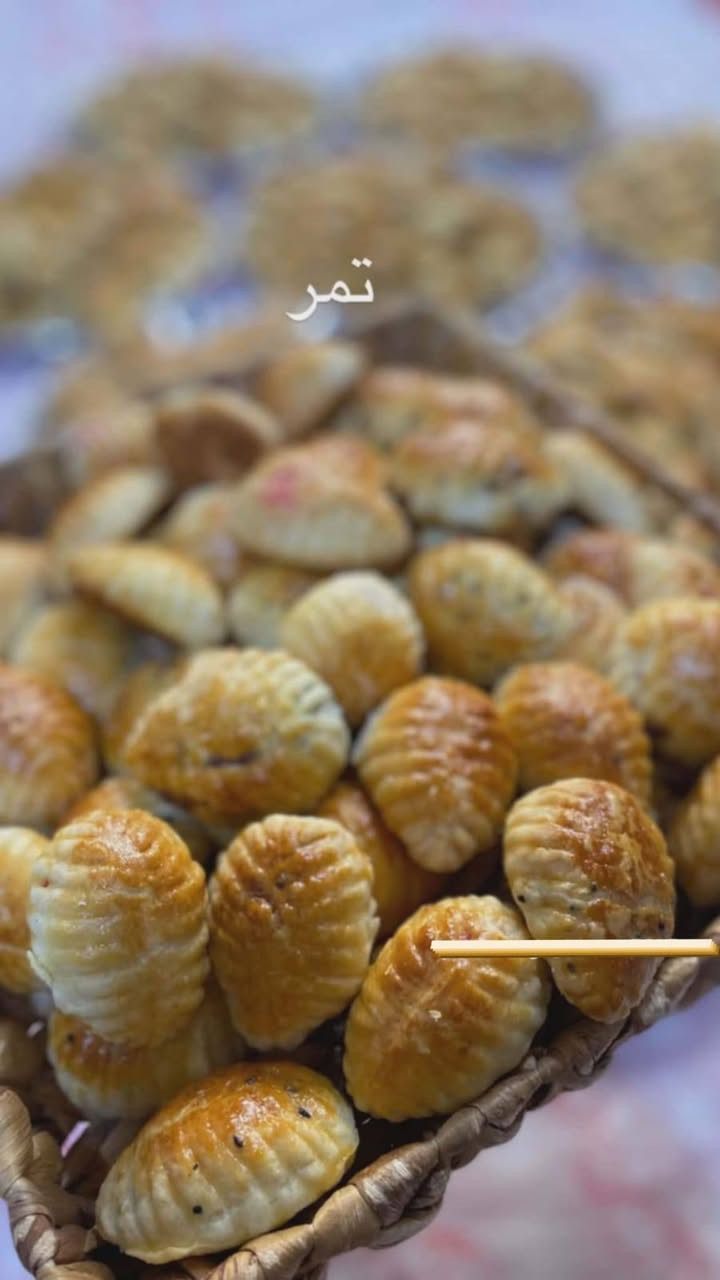 السلام عليكم 
يوجد كليجه مشكل كيلو 7
وخفيفي 5
وكيك شاي على 5و3
وهذا شغلي بالصور 
توصلك حاره وجننن وتموع بالحلك
مكاني الرحمه


**إذا كنت صاحب هذا الإعلان وتريد حذفه لأي سبب، رجاءا أرسل رسالة إلى الدعم الفني**