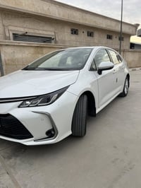 كورلا 2023 ساز خليجي للبيع او المراوس السيارة فول مواصفات بصمة وفتحة و...