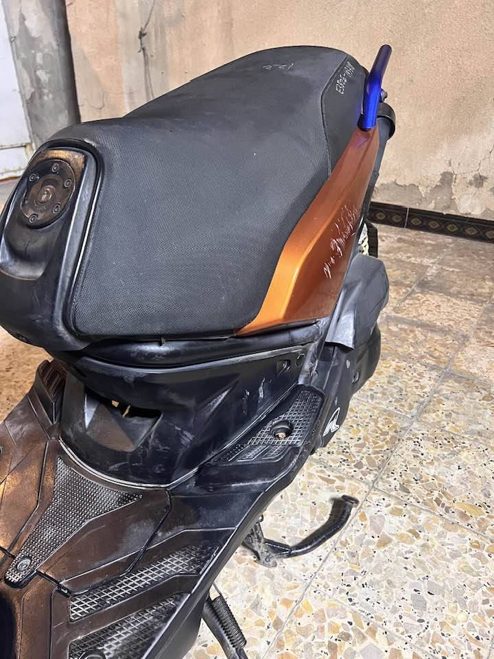 دراجه سكنس جبلي نوزل محرك ما مفتوح بلاديه شلعه ومعدل دراجه نضيفه 
(سعر )
👇🏻
(مليون وربع )
مكان بصره 
***********
