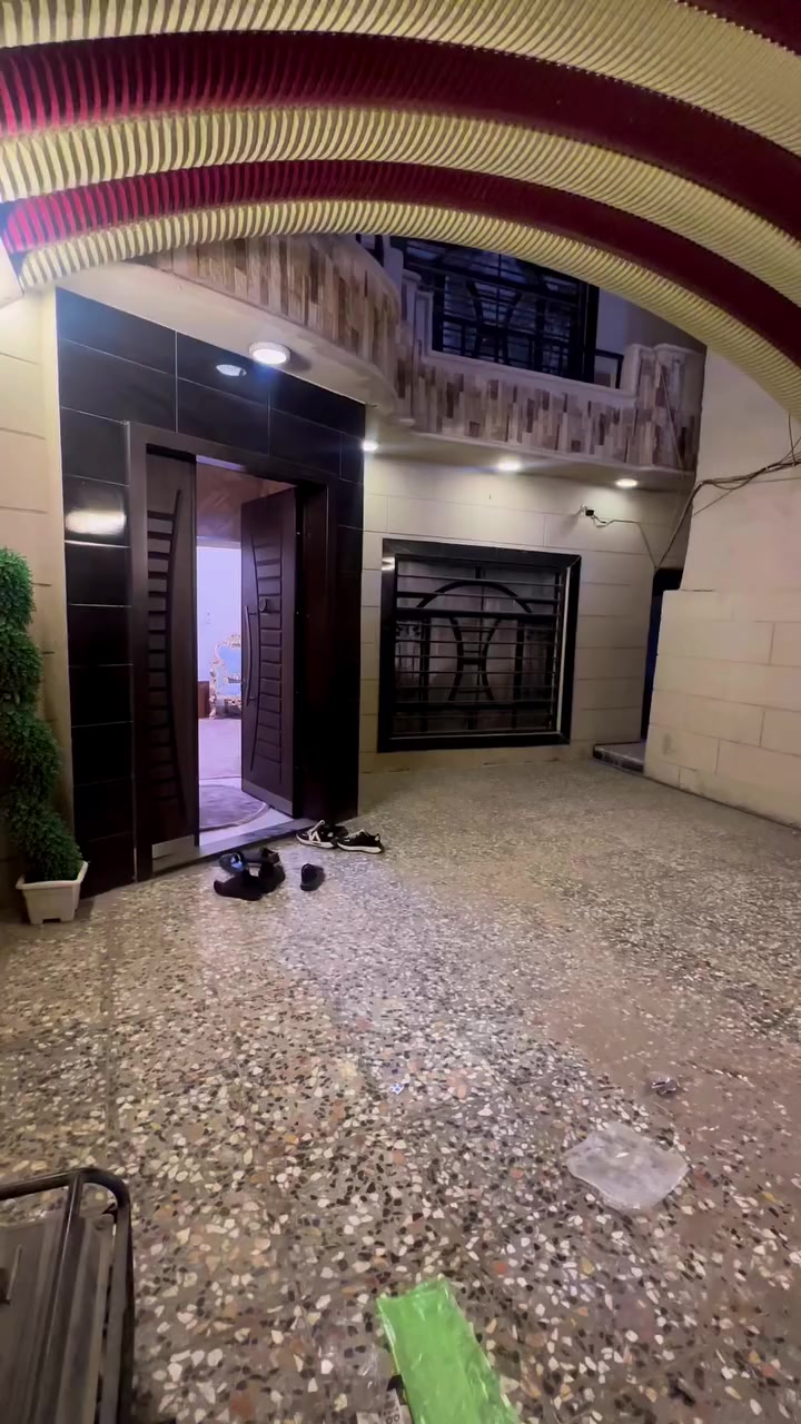 #للايجار بيت 240 متر #اليرموك
مؤثث كامل فول ديلوكس
يحتوي استقبال ومطبخ وكراج وحديقه وجلسه
خارجي خلفيه وحديقه
2 غرف وصحيات وبالكون سعر الايجار $2500
للاستفسار ***********
السلام الهندسي للاستثمارات العقارية
نستقبل عروضكم وطلباتكم
