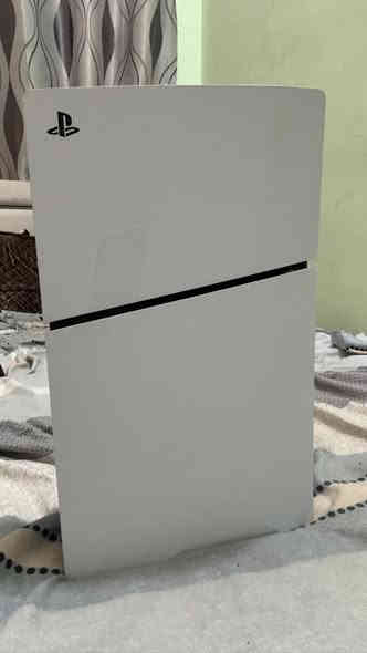 للـبـيـع
بلاي ستيشن ٥ سلم ريجن ٢ ( اوربي ) مستعمل ، نظيف جدا نظافته ٩٩٪؜
يحتوي على كافة محتوياته مع الكارتونة 

للأستفسار
***********
