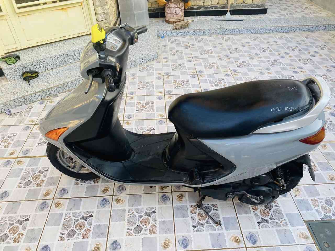 سلام عليكم
للبيع دراجه فراشه 
رمبه صارلي شهر من شتريته من مجمع اليابان باالحله 
دراجه ناعمه وتخبل وبرغي مامفتوح منه نضيفه كلش الكفر والمكينه نضيفه كلش شرط تروح تفحص اذا بيه شي ترجع 
السعر ٧٠٠وبيه مجال الاتصال على الرقم ***********
مكاني بالهاشميه
