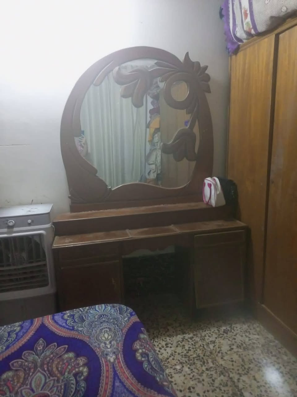 تاج جرباية 
وميز مرايه


**إذا كنت صاحب هذا الإعلان وتريد حذفه لأي سبب، رجاءا أرسل رسالة إلى الدعم الفني**