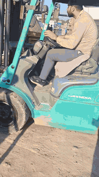 السلام عليكم مخزن السباع بغداد ابيع بسعار الجمله جديد ومستخدم *********** بيه وتساب
