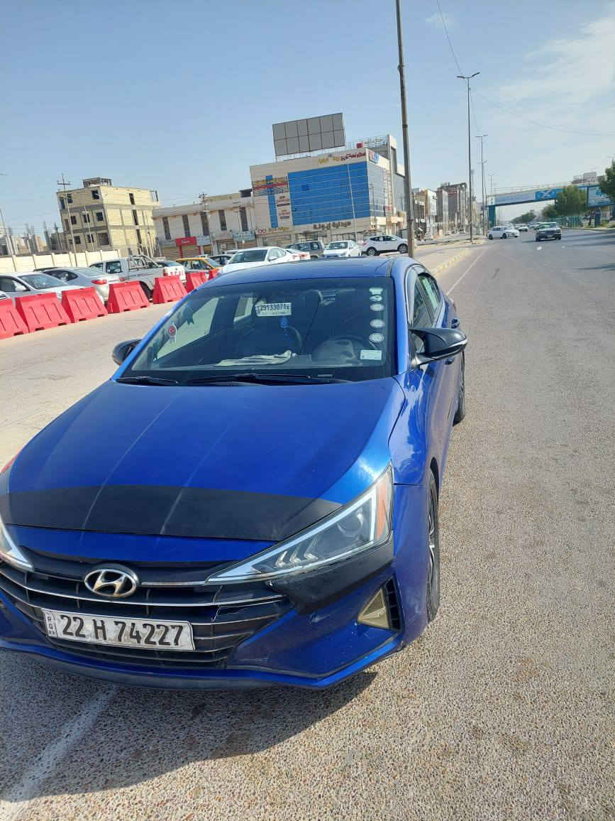 انتره سبورت 2020 مريكي كير  رياضي فتحه بصمه فول موصفات كشنات جلد كير محرك اكسن كله مكفول 
المكان نجف شارع ابوصخير مقابيل المعهد الفني 
السعر 115
مكلف بالنشر ***********2
