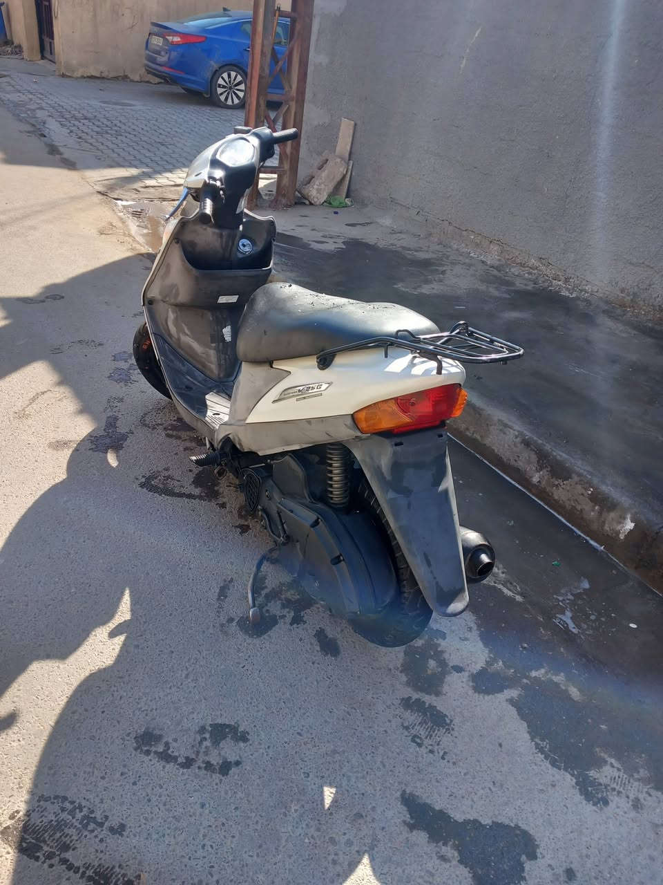 سلام عليم دراجه ادرس ياباني كامله سلف هندر بس بيها خيط تبخير للبيع او مراوس بتلفون ايفون سعرها 450 وبيها مجال مكاني بغداد حي لقاهره 
***********واتساب
