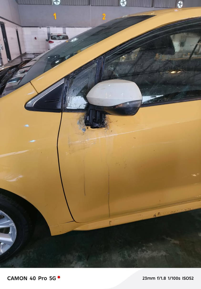 سلام عليكم غير متواجد على لفيس
كورلا موديل 23 هايبرد محرك 1800 شوفت عينك وكلشي واضح بصور كير مكينه كفاله سياره كفاله من لكص وتبديل  ابيع على هاي لوضعيه صور لحادث منشوره الاستفسار اتصال ***********
