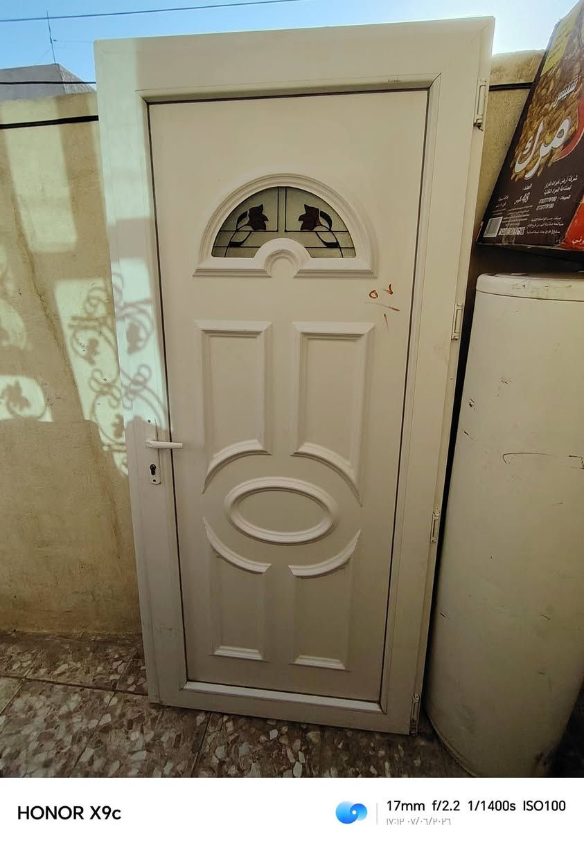 سلام عليكم
باب  PVC كامل مع الچرچوبة للبيع طول 2متر  + عرض 95 سنتيمتر

شباك المنيوم طول متر و16 سنتيمتر + عرض 93 سنتيمتر

مستخدمات نظيفات كلش

الشراي ***********
