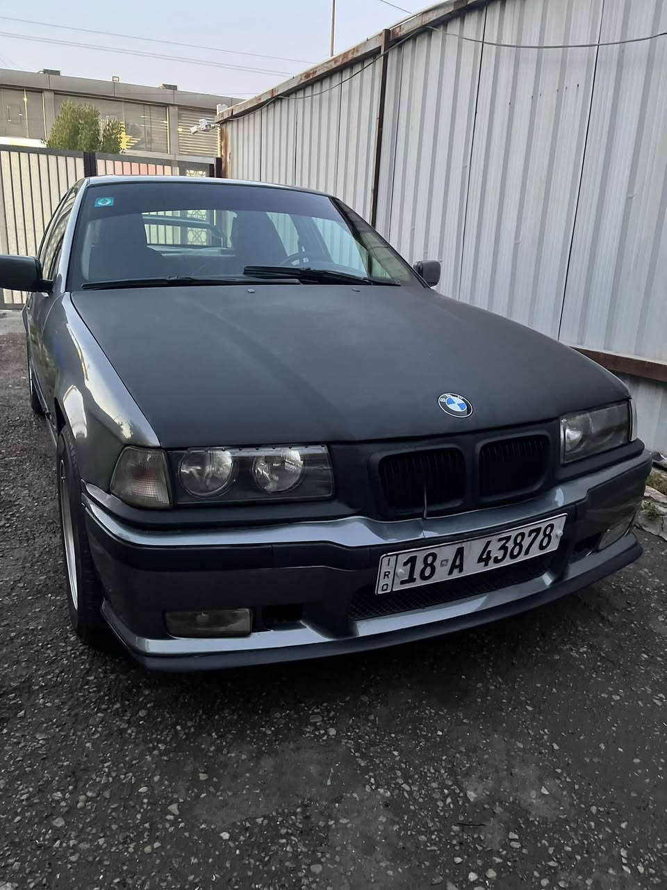 BMW  E36   موديل 1990
السياره  محركه 6 سلندر تك فانوص 
كير ZF نمره طويله
 
سعره ٤٣ وبيه مجال 
بغداد السيديه 
***********
