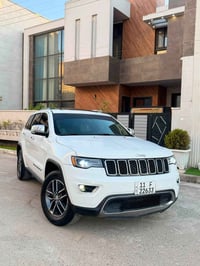 🚘 للبيع | جيب جراند شيروكي 2017 Limited💥باسمي رقم بغداد الجديد . ✅ الم...