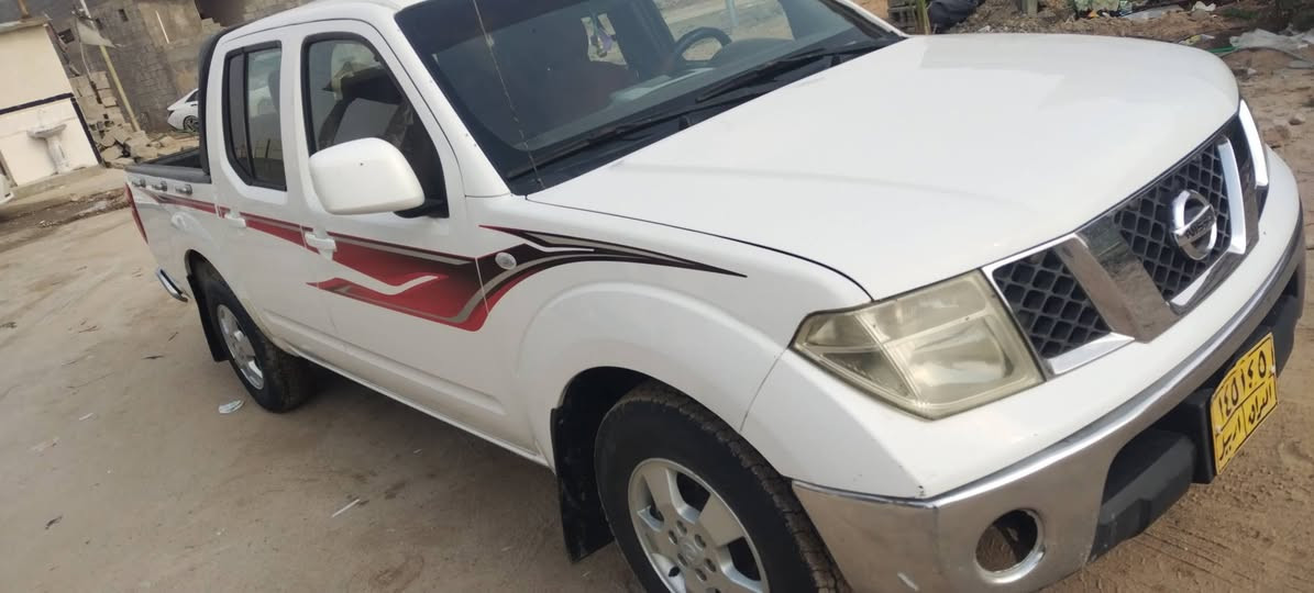 سياره للبيع بي كم نيفار موديل 2014 مكينه وكير مكفوله بيه جاملغ مفتوح وبنيت بي صبغ سعر 120 بي مجال رقم سياره اربيل سنويه صاقطه  رقم تلفون *********** عنوان بصره كرمه علي ابو صخير البصرة, العراق
