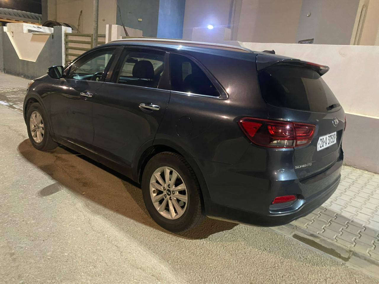 سورنتو 2020 وارد امريكي كلين مابيها اي ضرر 
فقط باب سائق بيه بارد 
محرك 6 سلندر 
رقم نجف جديد
تبريد 3 قطع 
3 وضعيات قياده 
فول تحكم ستيرن 
شاشة كبيره تدعم كار بلي بلادية
حساس امامي خلفي 
كامره 
سعر 220 بيها مجال 
ترهم مراوس بسيراتو موديل حديث او فورتي موديل حديث 
مكان سياره النجف


**إذا كنت صاحب هذا الإعلان وتريد حذفه لأي سبب، رجاءا أرسل رسالة إلى الدعم الفني**