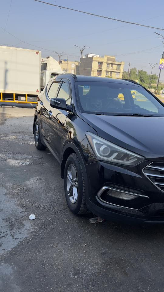 السلام عليكم
سيارة سنتافي للبيع

وارد امريكي 

موديل 2018

محرك   2500

4   سلندر

5   راكب

اللون اسود

اضواء ترحيب

بصمة تشغيل

بصمة ابواب

حساسات امامية

حساسات خلفية

اضواء ترحيب

كامرة 

ثلاث انظمة قيادة 

(  عادي  — ايكو —  سبورت )

مثبت السرعة

كشنات تدفئة

كشن السائق كهرباء

بلوتوث

AUX

اشارت بالمري

تحكم استيرن

مثبت السرعة

الصندوق بصمة

الارضية دوشمة جلد درجة اولى

الكراسي دوشمة جلد درجة اولى

منفذ شحن موبايل امامي عدد  2

منفذ شحن موبايل خلفي

منفذ شحن  USP

قطعتين تبريد امامي و خلفي

تبريد السيارة  ثلج ❄️ 

تدفئة السيارة درجة اولى

السيارة ماشية  71  الف ميل

السعر   165  ورقة

الضرر موضح بالصور

الاتصال على الرقم 

***********
