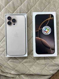 ايفون ١٦ برو ماكس • بطارية ١٠٠ دورات • تيتانيوم