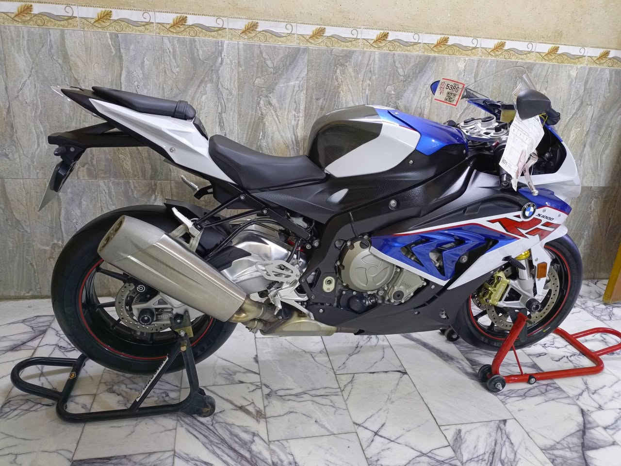 بدون رقم اوراق ومكاتبه
السلام عليكم BMW S1000rrمديل 2018اصل وارد اليابان سويجين دراجه مكفوله كفاله عامه ستوك ع وضع شركه اي نقص مابيه نضام ABS ونضام شفتر دراجه ماشيه 8الف حقيقي شباب مامتواجد ع خاص شراي يتصل مكاني بغداد ***********
