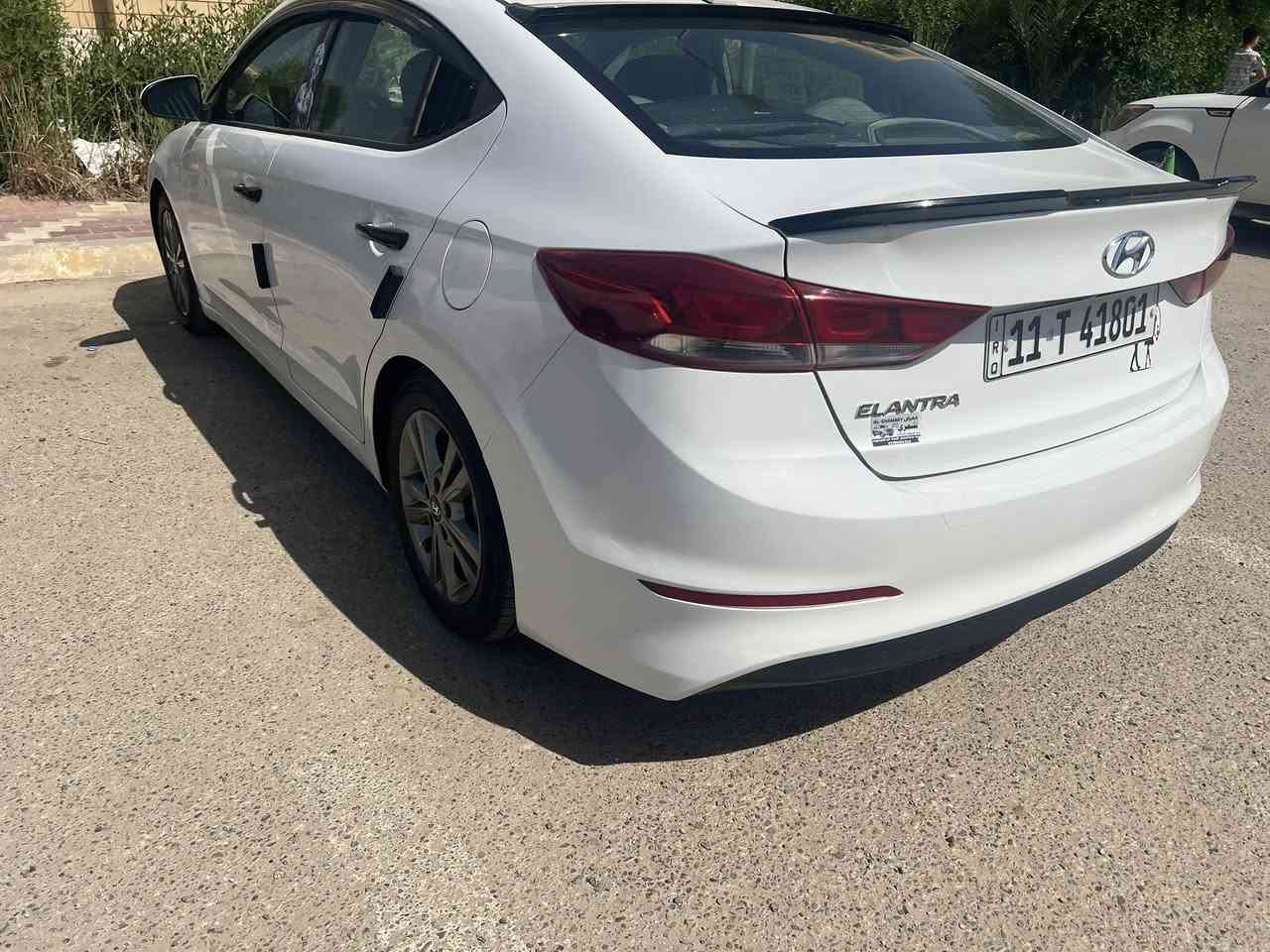 النترا 2018فول واحد ع واحد 
فتحه بصمه جنطه كهرباء مكينه2000 دوش مكينه بجيس تبريد شرط ثلج جاهزه من كلشي بيه كم قطعه صبغ بدون حادث فقط من امريكا سعر اتصل وخادمك ***********
