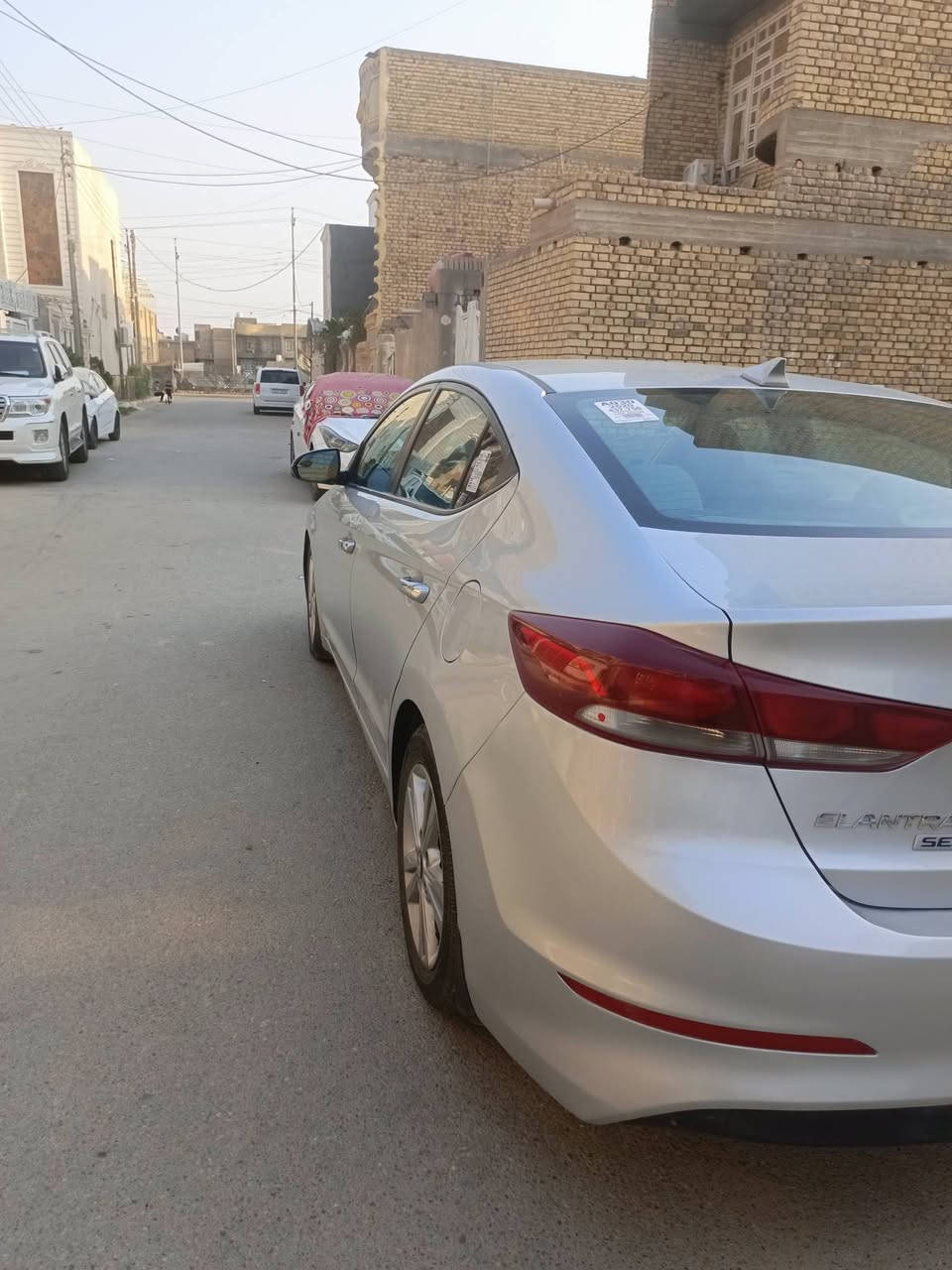 السلام عليكم
الانتره 17 للبيع وارد امريكي ضربته جالملغ وشويه من البنيد رقم ذي قار 
 مواصفات شاشه كامره دواره تحكمات ستيرن ويل كروم انضمه قياده (سبورت / ايكو)  السياره عوزه##تبريد 
( بيه جرد بل بنيد فقط ) السعر 114 وبي مجال بصيط 
للستفسار  *********** المكان الناصريه
