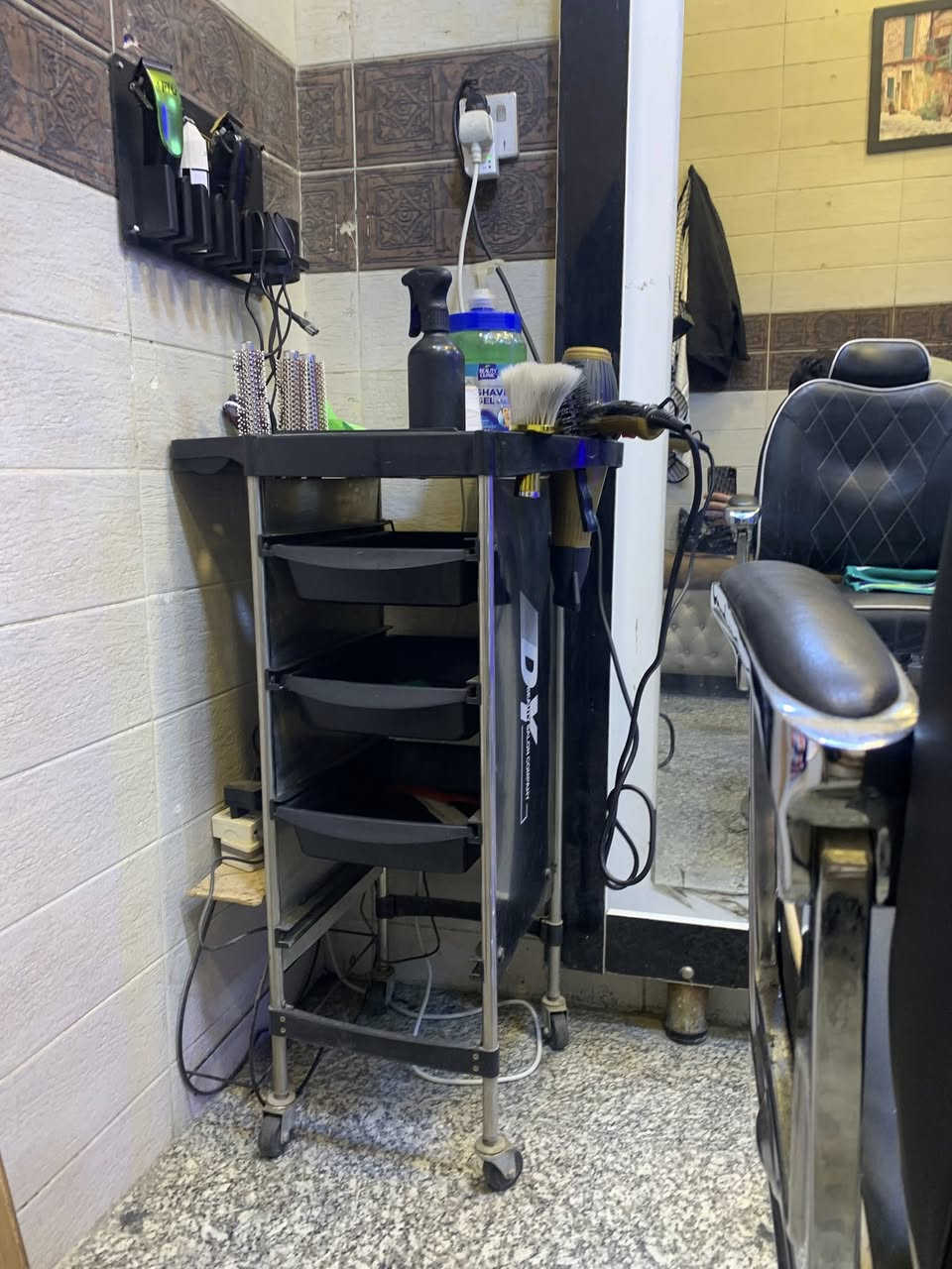 سلام عليكم شباب مرايات عدد 2 وعرباين عدد  للبيع السعر 125  للاستفسار ***********
