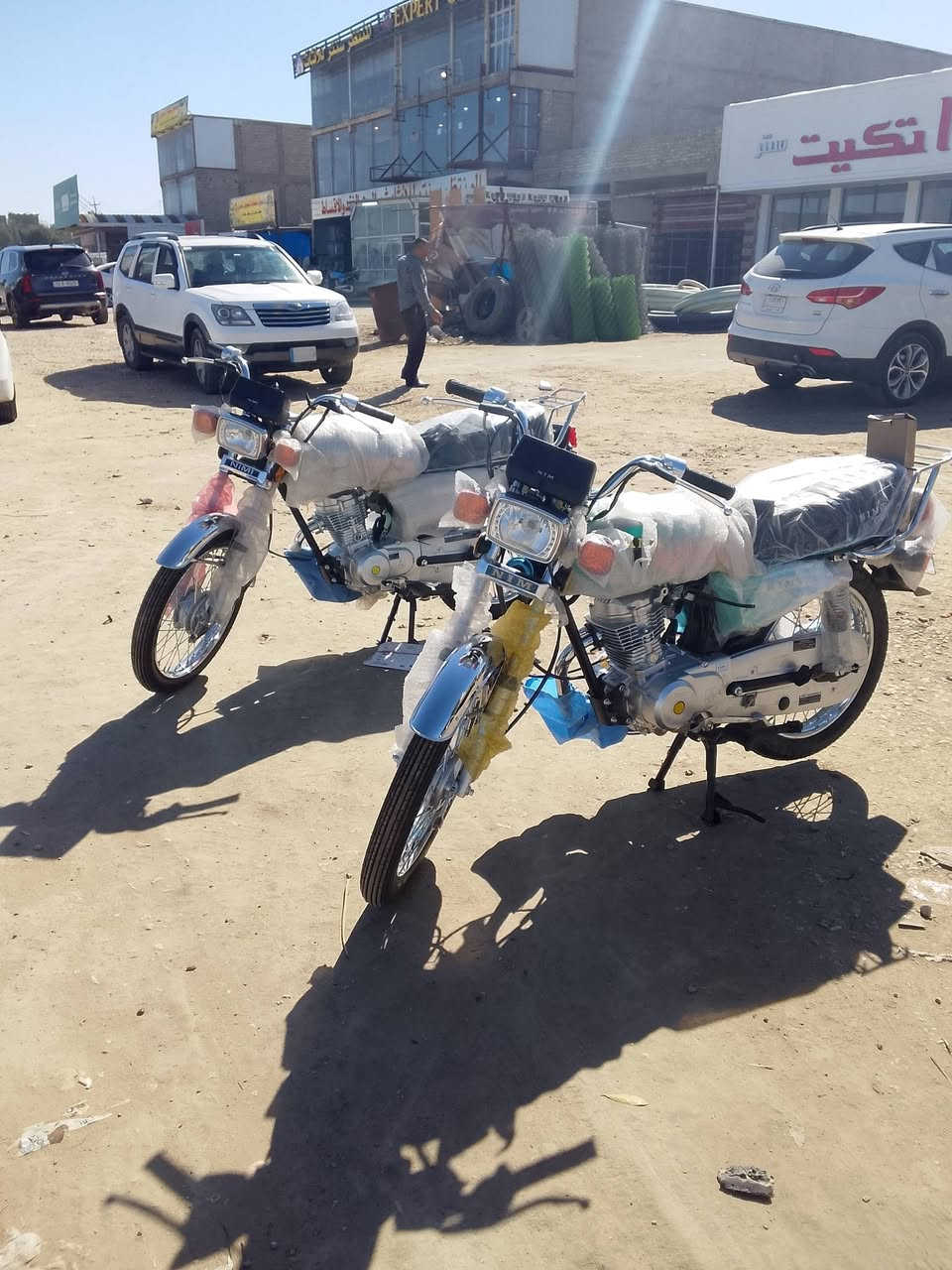 سلام عليكم شباب عرض اليوم نار تفليش اخر قطعتين بسعر نار لحك للاستفسار الاتصال على  *********** مكان بابل سده الهنديه علكايه
