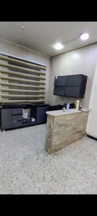 07901495660 📞🏘️ شقه طابق ارضي مكونه من غرفه وصاله مطبخ وخدمات وحديقه خ...