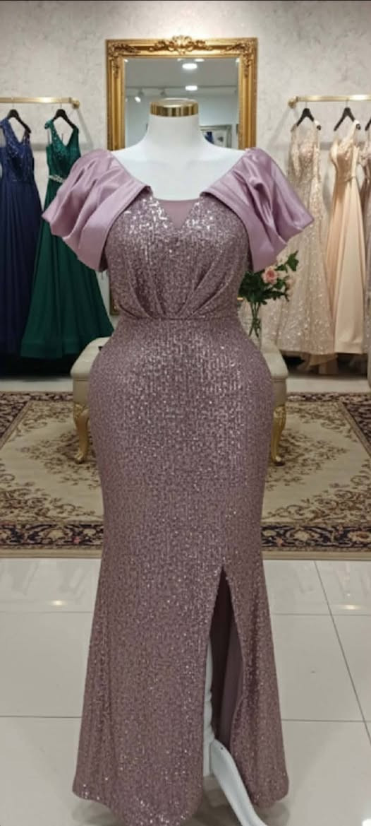 يعلن ازياء الحسناء عن عروضة الهائلة لزبائنه الكرام تأجير فستان ١٠ آلاف ولمدة ثلاث ايام كل بضاعتنه تركي واوربي ومن أرقى المناشئ العالمية وبأسعار مغرية زورنا تجدون مايناسبك
